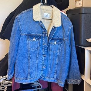 Boyfriend, Old Navy jacket